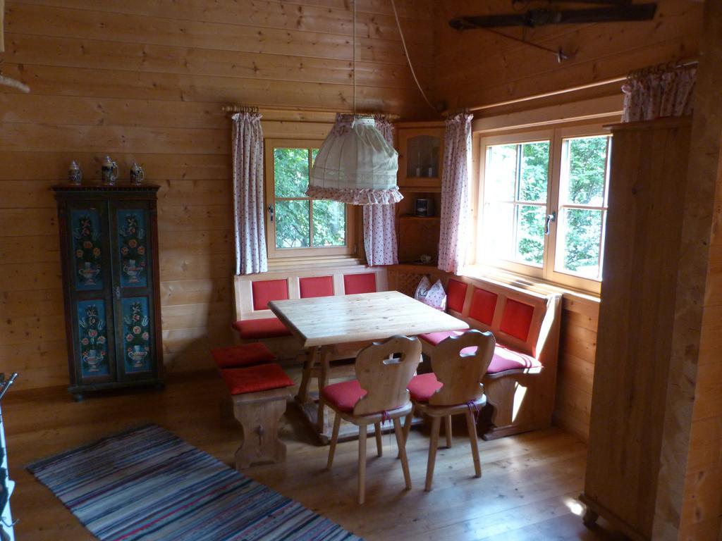Knusperhaeusl Villa Uttendorf Room photo